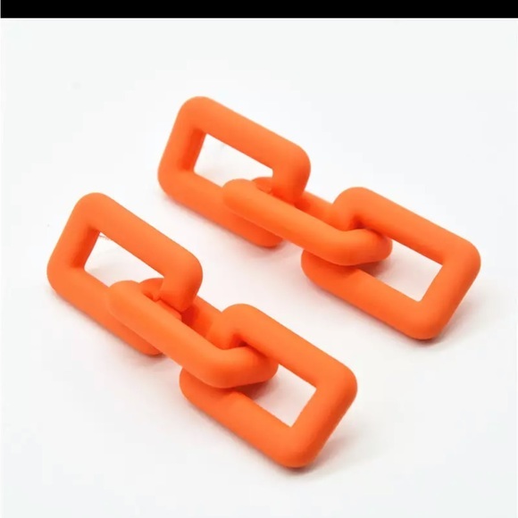 New Acrylic Chain Link look Orange Post or Stud Earrings.‎ - Picture 4 of 6